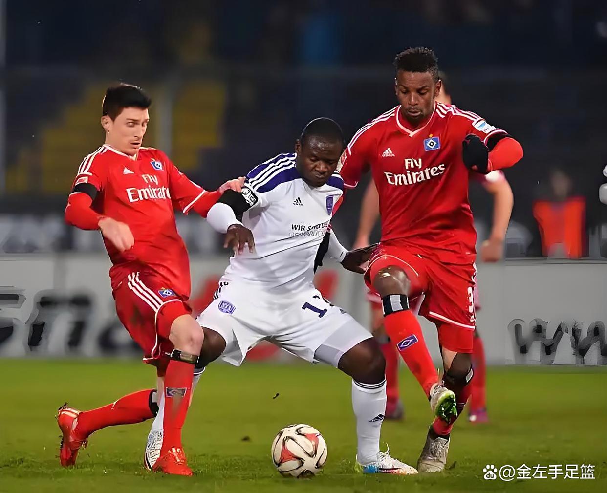 西汉姆联反败为胜，客场击败圣徒