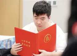 伯恩茅斯力克对手，保住不败纪录