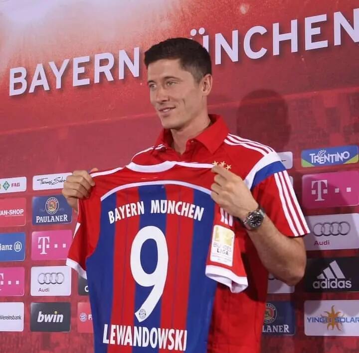 拜仁慕尼黑成名老将退役，球迷献花致敬传奇生涯(拜仁慕尼黑换帅)