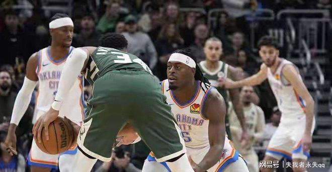 包含雄鹿客场大胜黄蜂，穆雷全面发挥砍下二十分的词条